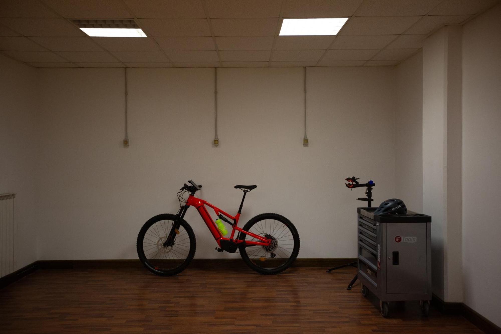 Bike & Bikers Hotel Restaurant Ampezzo Exterior photo